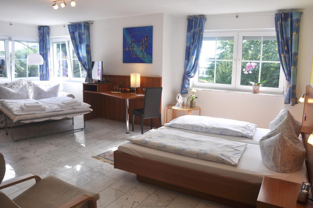 Hotel Muehleinsel Kenzingen Δωμάτιο φωτογραφία
