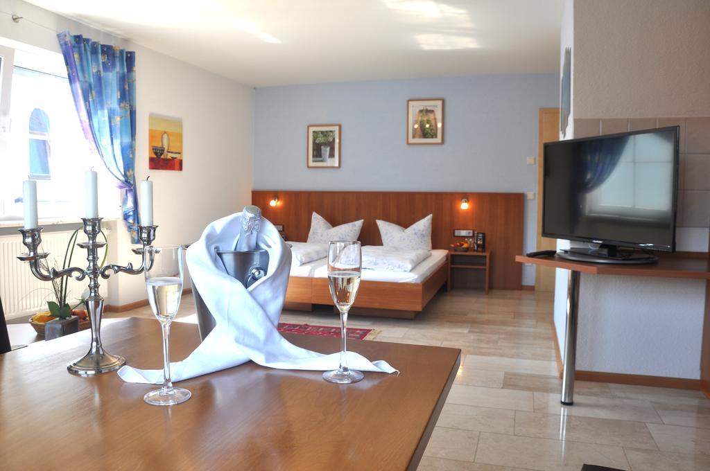 Hotel Muehleinsel Kenzingen Δωμάτιο φωτογραφία